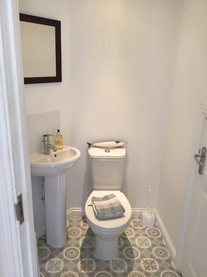 Beach Break Aberavon Holiday Home By The Sea Port Talbot Ngoại thất bức ảnh